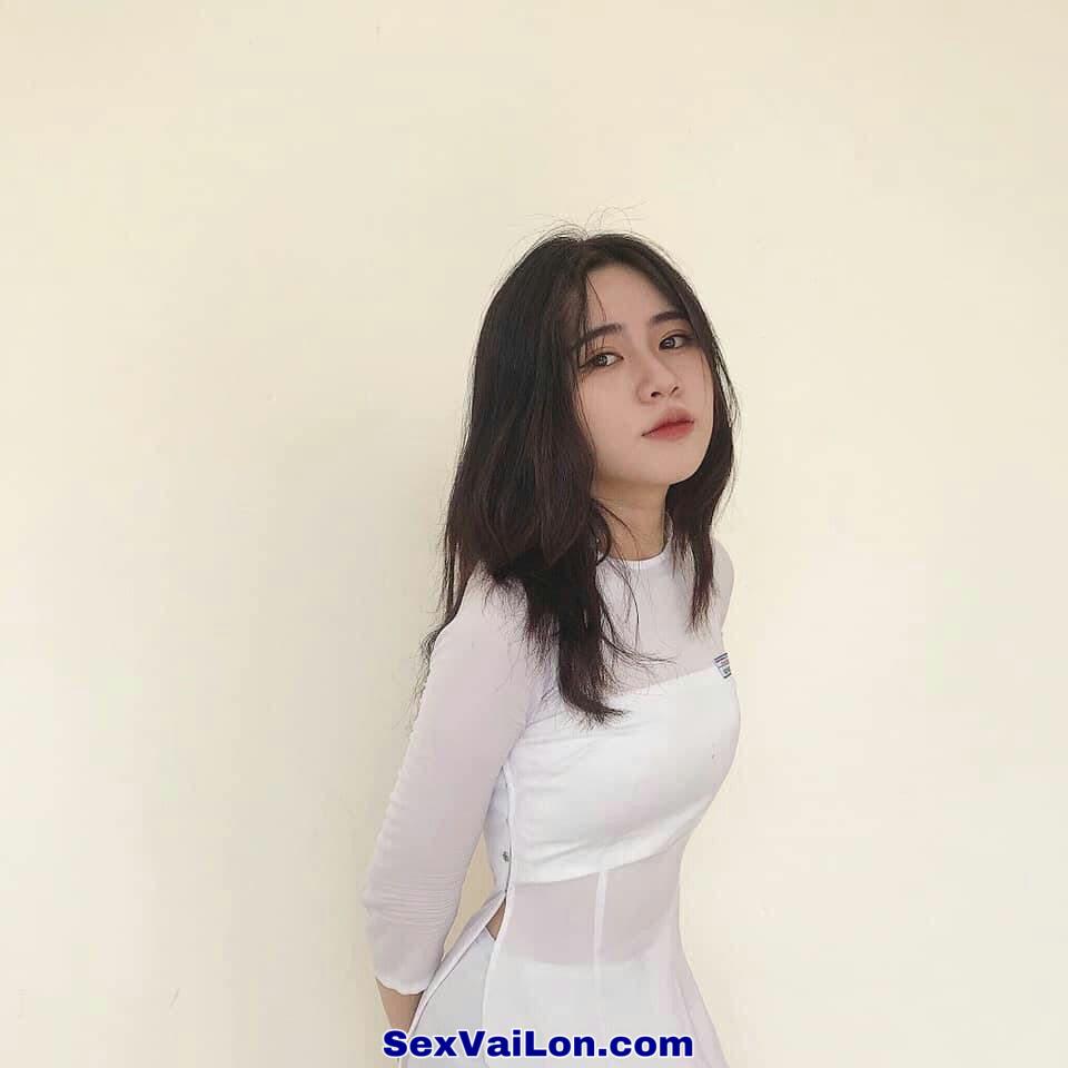 Ảnh sex hot girl Instagram Lê Nguyễn Hoài Ngọc