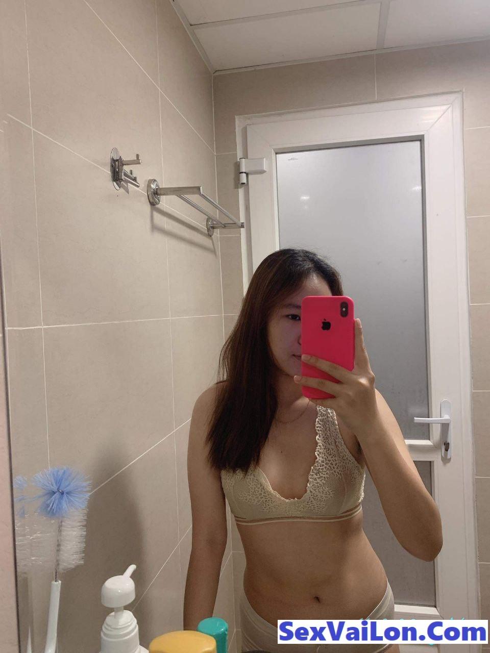 Ảnh sex hot girl Phạm Thanh Hà